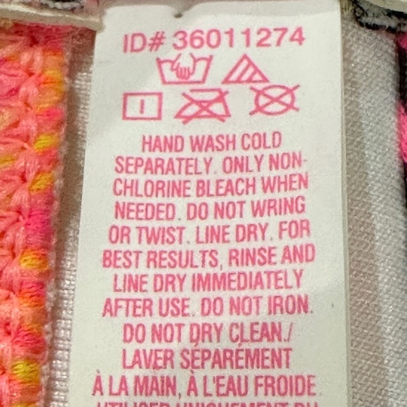 Victoria’s Secret The Wrap Halter Geometric Print Bikini Top - Picture 9 of 9